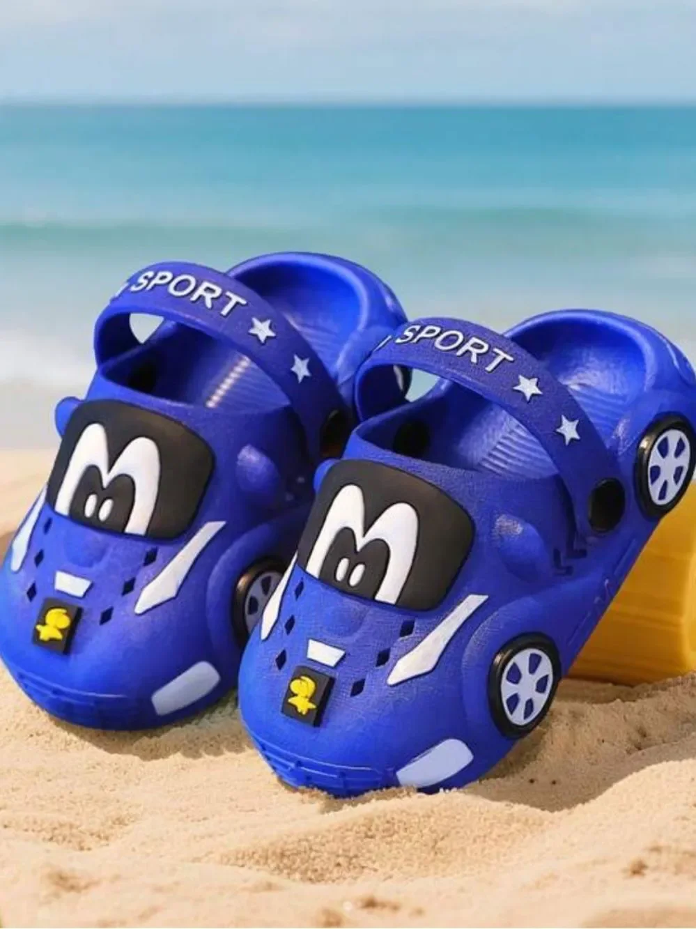 Kids Blue Car Character Slip-On Clogs EU 27-28  U.S. 10-11 NEW